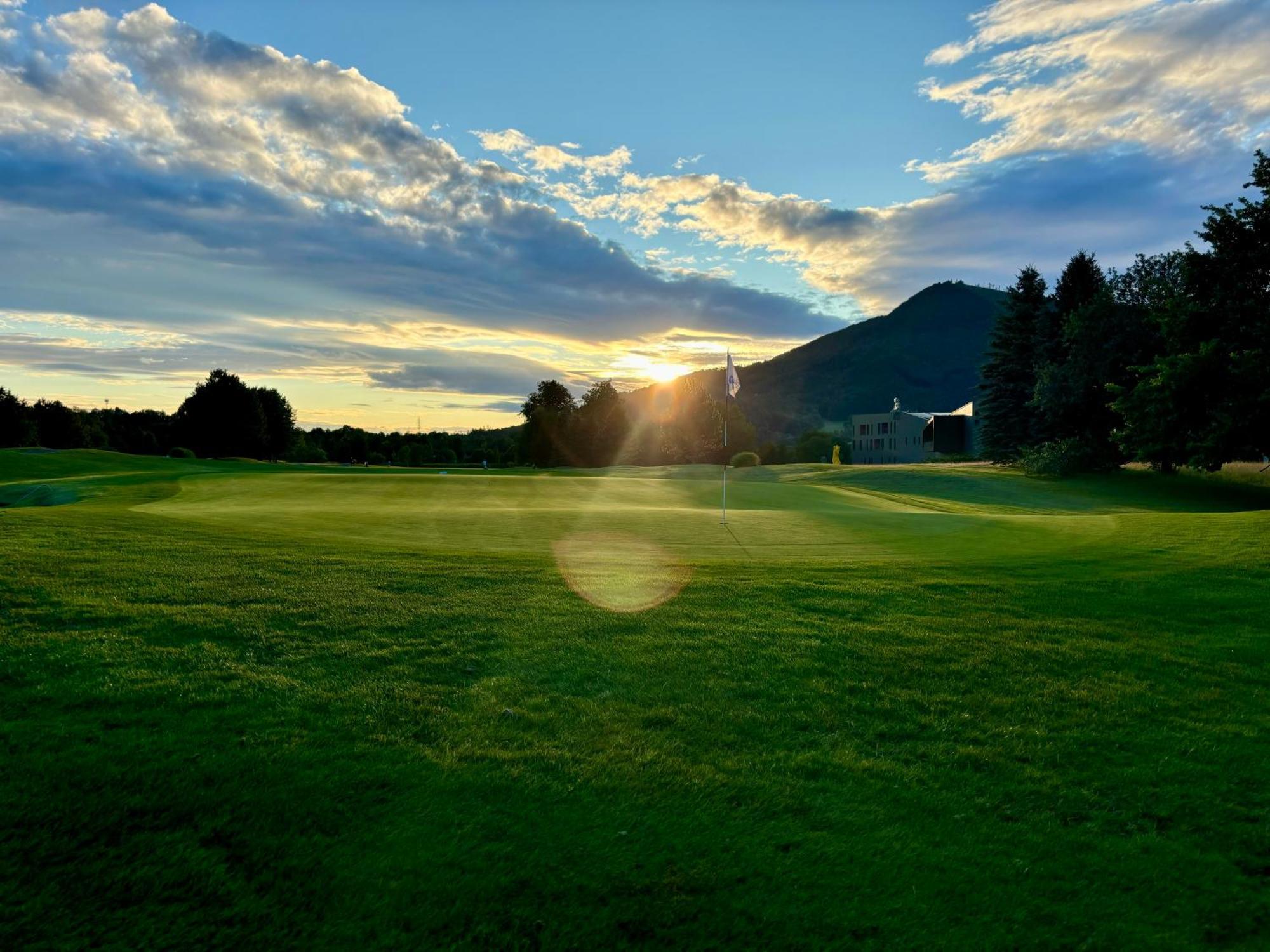 Teehouse Golf Apartment Čeladná Zewnętrze zdjęcie