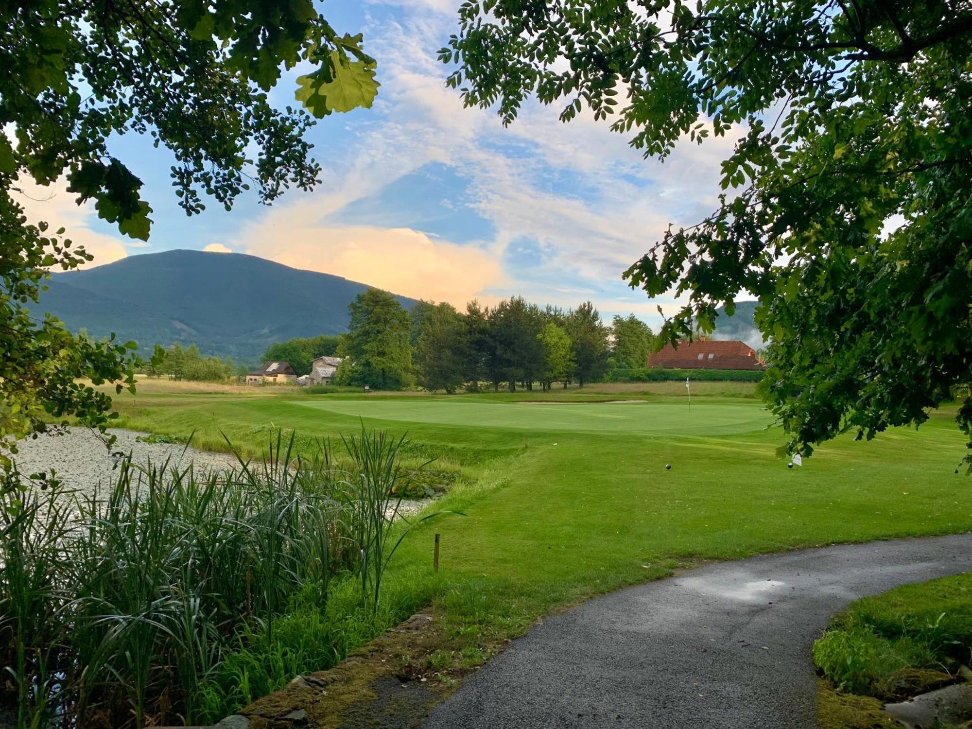 Teehouse Golf Apartment Čeladná Zewnętrze zdjęcie